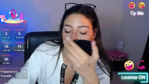 Snapshot of kate_arden chatting on 02-18-25, 04:48 Carla Palmer online show from 02-18-25, 04:48