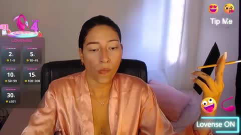 Snapshot of kate_arden chatting on 09-22-25, 09:28 Carla Palmer online show from 09-22-25, 09:28