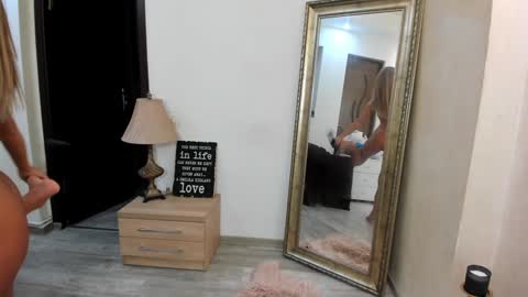 Snapshot of kate_belle chatting on 01-10-25, 08:48 Kate online show from 01-10-25, 08:48