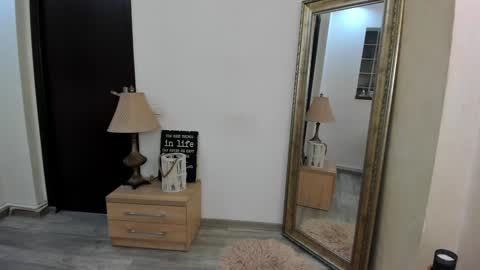 Snapshot of kate_belle chatting on 01-25-25, 02:26 Kate online show from 01-25-25, 02:26