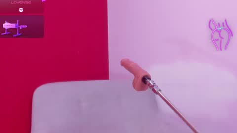 Snapshot of kate_bunny_ chatting on 01-17-25, 11:17 Kate online show from 01-17-25, 11:17