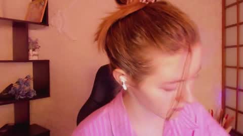 Kate online show from 03-11-25, 02:21