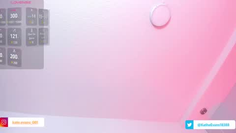 Snapshot of kate_evans1 chatting on 03-02-25, 05:04 Kate Evans online show from 03-02-25, 05:04