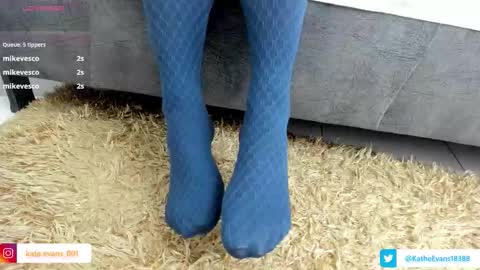 Kate Evans online show from 03-03-26, 01:17