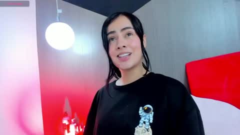 Snapshot of kate_evans1 chatting on 07-19-26, 08:01 Kate Evans online show from 07-19-26, 08:01