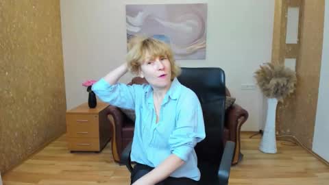 Kate Jackson online show from 11-19-25, 08:03