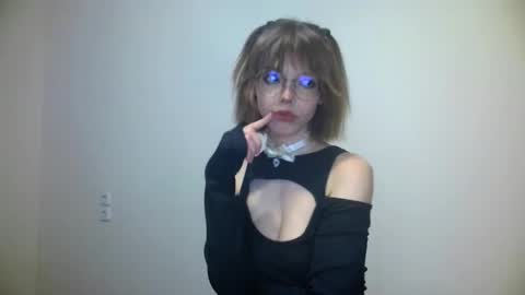 Snapshot of kate_moooss chatting on 02-22-26, 01:09 Kate online show from 02-22-26, 01:09