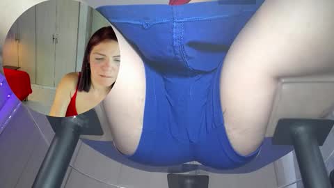 Snapshot of kate_roose chatting on 11-23-25, 12:49 kate_roose online show from 11-23-25, 12:49