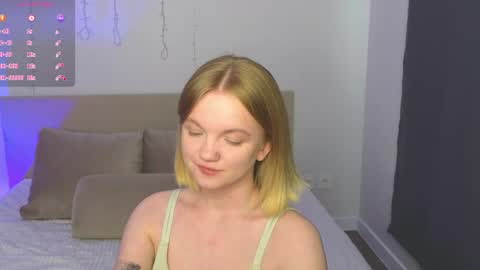 Snapshot of katebunnys chatting on 05-10-26, 11:15 katebunnys online show from 05-10-26, 11:15