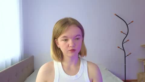 Snapshot of katebunnys chatting on 06-10-26, 04:23 katebunnys online show from 06-10-26, 04:23
