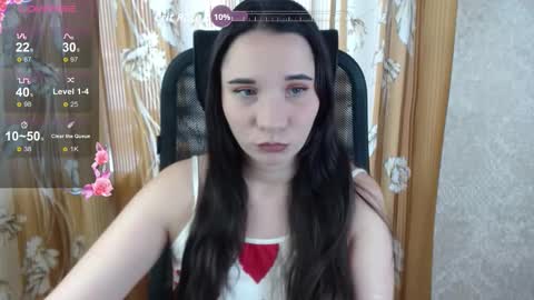 Snapshot of katecrash chatting on 09-15-25, 10:59 YourKate online show from 09-15-25, 10:59