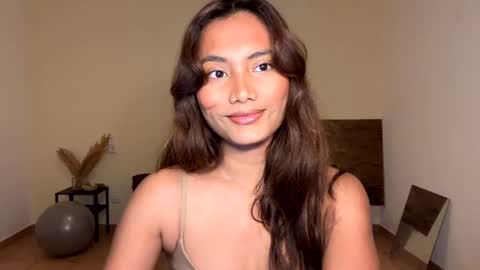 Snapshot of katedami chatting on 02-15-25, 04:45 Kate Dami online show from 02-15-25, 04:45