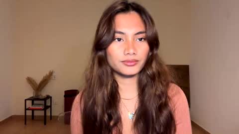 Snapshot of katedami chatting on 02-25-25, 04:00 Kate Dami online show from 02-25-25, 04:00