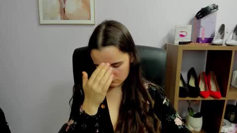 Snapshot of katedesire chatting on 11-09-25, 07:56 Kate online show from 11-09-25, 07:56