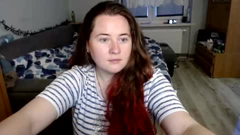 KateeFox online show from 05-25-26, 04:13