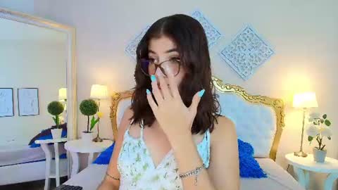 Snapshot of kateemartinez chatting on 07-18-26, 03:49 katee Martinez online show from 07-18-26, 03:49