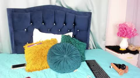 Kate  online show from 02-07-26, 12:31