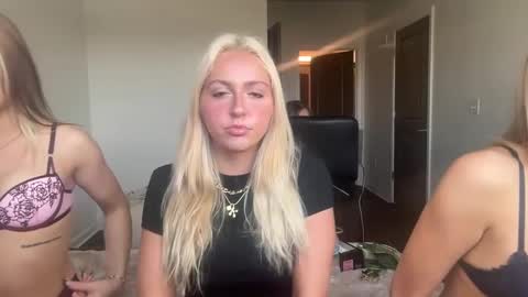 Snapshot of kateharperr chatting on 10-08-25, 08:06 kateharperr online show from 10-08-25, 08:06