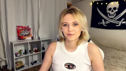 Elwyna online show from 03-30-26, 04:08