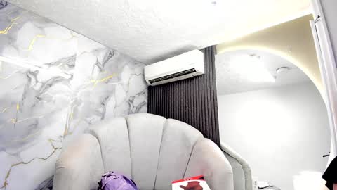 Snapshot of katemoss70 chatting on 01-22-25, 12:06 Im Katherine but call me Kate online show from 01-22-25, 12:06