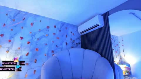 Snapshot of katemoss70 chatting on 11-06-25, 12:28 Im Katherine but call me Kate online show from 11-06-25, 12:28