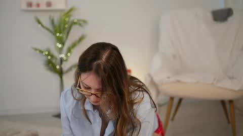 Cristina online show from 04-29-26, 04:05