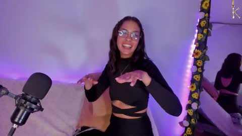 Kate online show from 01-15-25, 04:25