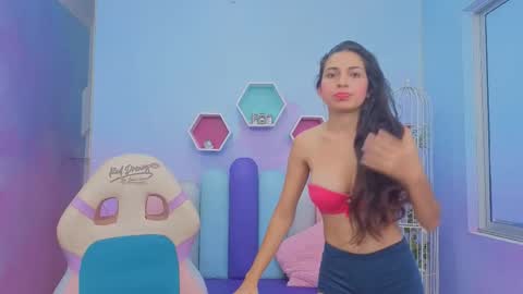 Kate Skinny  online show from 01-12-26, 11:37