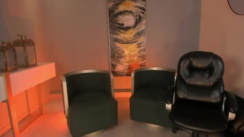 K A T E  online show from 04-11-26, 08:07