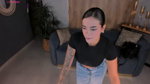 Snapshot of katesunder chatting on 07-10-26, 10:29 K A T E online show from 07-10-26, 10:29