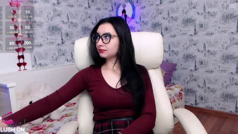 Snapshot of katexlove233 chatting on 02-04-25, 08:35 Kate online show from 02-04-25, 08:35