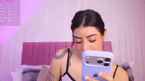 Snapshot of kath_rosee chatting on 06-21-26, 07:27 online show from 06-21-26, 07:27