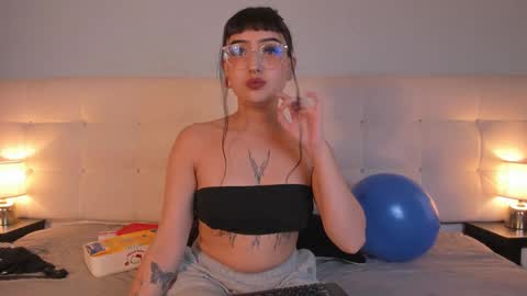 Snapshot of kathaline_markle chatting on 12-02-24, 08:22 Katha or Cintya online show from 12-02-24, 08:22