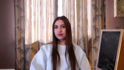 OLIVIA  online show from 04-16-26, 06:36