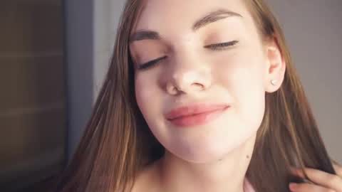 Sofa online show from 04-16-26, 09:39