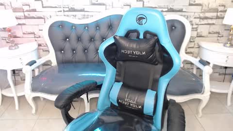 katherin online show from 12-18-24, 05:10