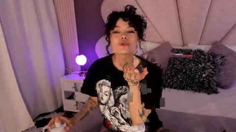 KatheGomez  online show from 04-18-26, 03:21