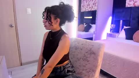 Snapshot of kathegomez_ chatting on 07-16-26, 02:28 KatheGomez online show from 07-16-26, 02:28