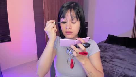 Snapshot of katherin_smith_ chatting on 09-10-25, 12:49 kathe online show from 09-10-25, 12:49