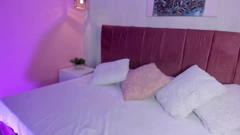 Snapshot of katherin_smith_ chatting on 09-19-25, 06:52 kathe online show from 09-19-25, 06:52