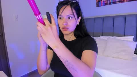 Snapshot of katherin_smith_ chatting on 09-30-25, 12:48 kathe online show from 09-30-25, 12:48