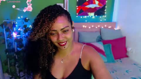 Snapshot of katherincastillo chatting on 09-13-25, 04:23 katherin online show from 09-13-25, 04:23