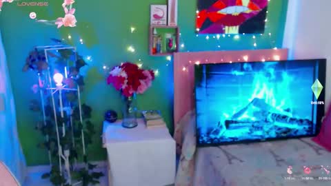 Snapshot of katherincastillo chatting on 09-21-25, 06:26 katherin online show from 09-21-25, 06:26