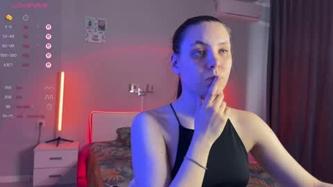 Snapshot of katherine__ross chatting on 05-24-26, 03:50 katherine__ross online show from 05-24-26, 03:50