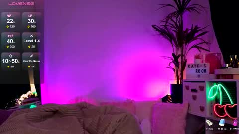 Snapshot of katherineswan chatting on 02-25-26, 06:50 Katherine Swan online show from 02-25-26, 06:50