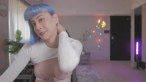 Snapshot of katherynlin chatting on 01-11-25, 11:46 Kathy online show from 01-11-25, 11:46