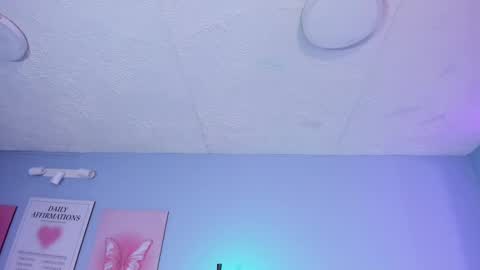 Snapshot of kathia_saenz chatting on 09-12-25, 04:12 Kathia online show from 09-12-25, 04:12