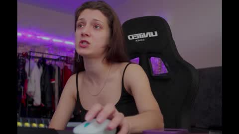 Snapshot of kathleen_frost chatting on 09-23-25, 06:49 kathleen_frost online show from 09-23-25, 06:49