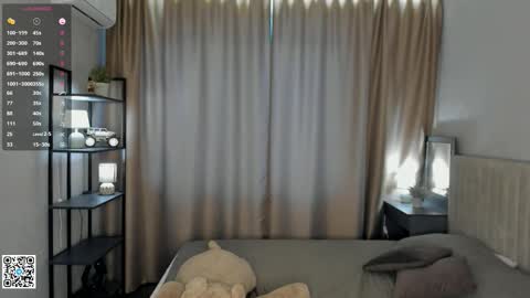 Lola online show from 02-18-26, 04:08