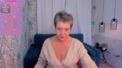 Kathy online show from 12-11-24, 01:39